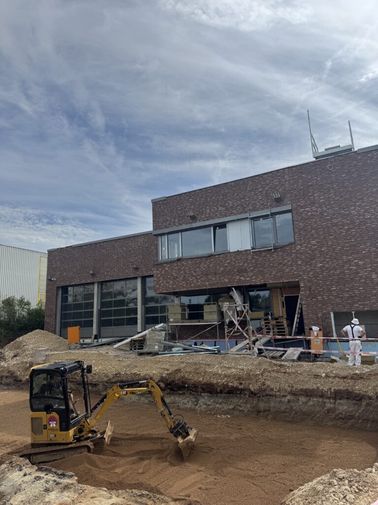 20250904_112948113_iOS